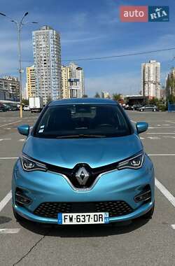 Хэтчбек Renault Zoe 2020 в 