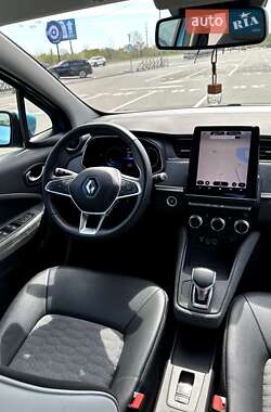 Хэтчбек Renault Zoe 2020 в 