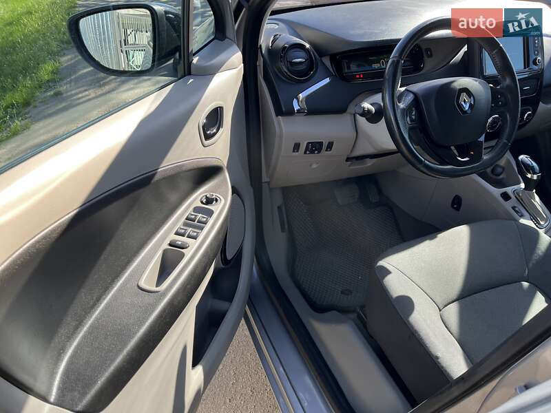 Хэтчбек Renault Zoe 2016 в Днепре