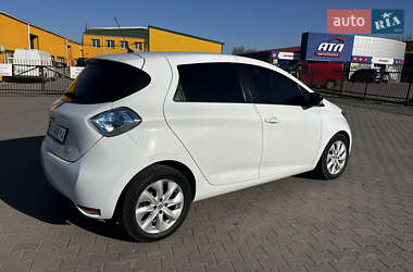 Хэтчбек Renault Zoe 2016 в 