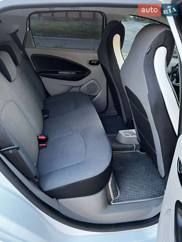 Хэтчбек Renault Zoe 2016 в Хмельницком
