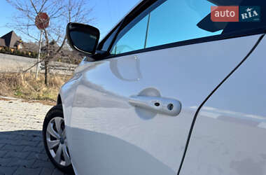 Хетчбек Renault Zoe 2020 в 