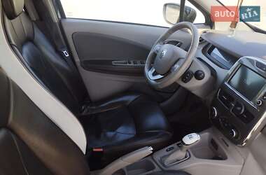Хэтчбек Renault Zoe 2018 в 