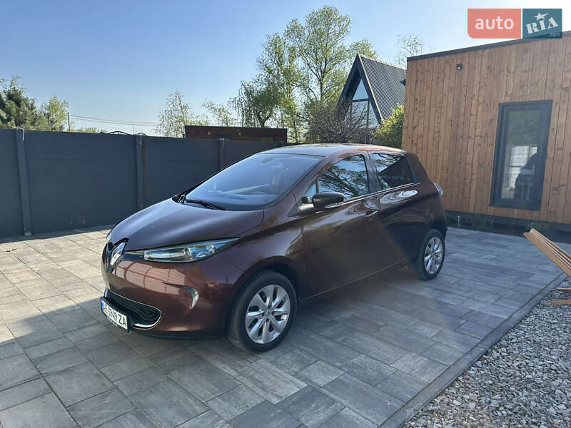 Хэтчбек Renault Zoe 2015 в Днепре