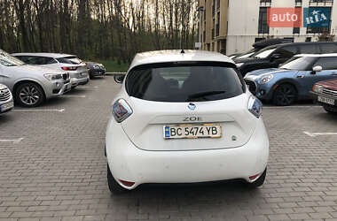 Хэтчбек Renault Zoe 2017 в 