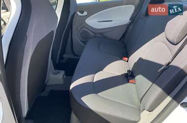 Хэтчбек Renault Zoe 2019 в 