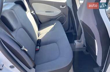 Хэтчбек Renault Zoe 2019 в 