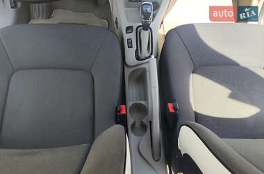 Хетчбек Renault Zoe 2016 в 
