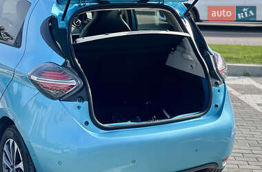 Хетчбек Renault Zoe 2019 в 