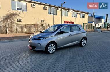 Хетчбек Renault Zoe 2016 в 
