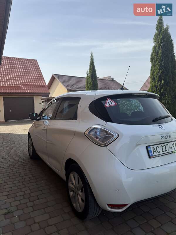 Хэтчбек Renault Zoe 2014 в Луцке