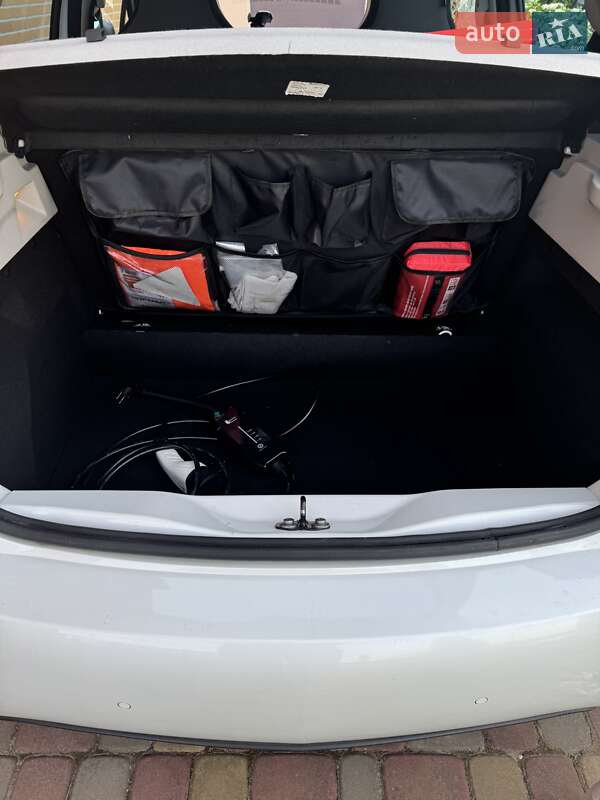 Хэтчбек Renault Zoe 2014 в Луцке