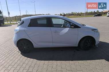 Хетчбек Renault Zoe 2016 в 