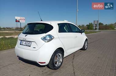 Хетчбек Renault Zoe 2017 в 