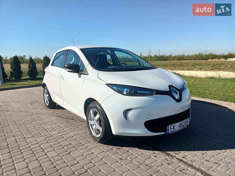 Хетчбек Renault Zoe 2017 в 