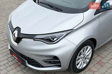 Хэтчбек Renault Zoe 2021 в 