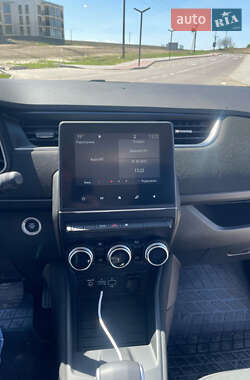Хетчбек Renault Zoe 2021 в 