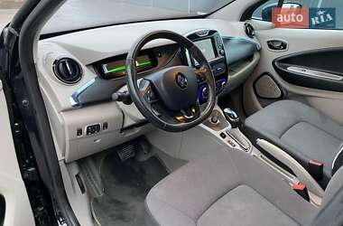 Хэтчбек Renault Zoe 2014 в 