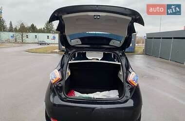 Хэтчбек Renault Zoe 2014 в 