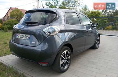 Хэтчбек Renault Zoe 2018 в 