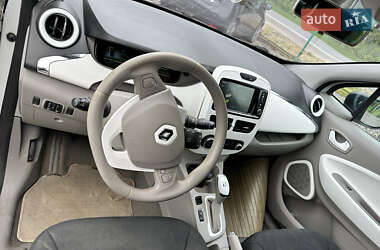 Хэтчбек Renault Zoe 2015 в 