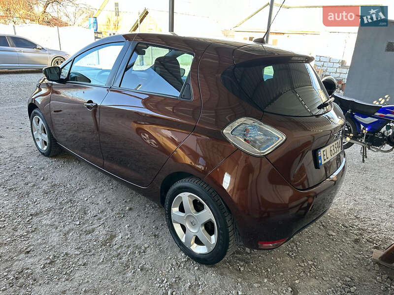 Хетчбек Renault Zoe 2015 в Дніпрі
