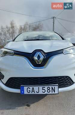 Хэтчбек Renault Zoe 2021 в 