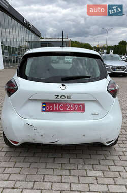 Хэтчбек Renault Zoe 2020 в 