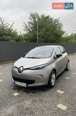 Хэтчбек Renault Zoe 2015 в Ужгороде