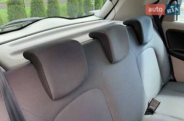 Хетчбек Renault Zoe 2014 в 
