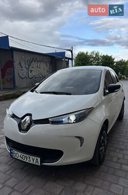 Хэтчбек Renault Zoe 2018 в 