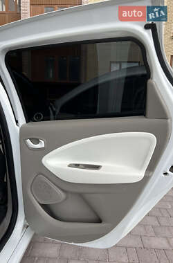 Хэтчбек Renault Zoe 2018 в 