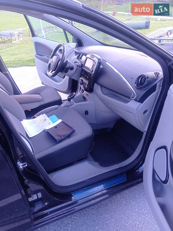 Хетчбек Renault Zoe 2015 в Хмельницькому