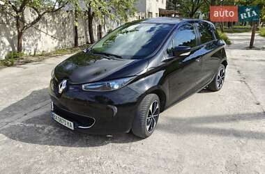 Хэтчбек Renault Zoe 2018 в 