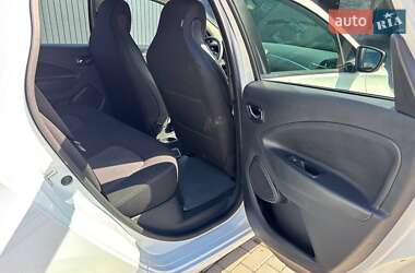 Хэтчбек Renault Zoe 2017 в 