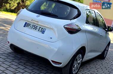 Хэтчбек Renault Zoe 2021 в 