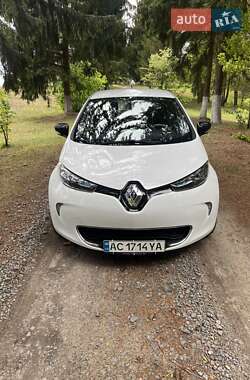 Хэтчбек Renault Zoe 2016 в Луцке
