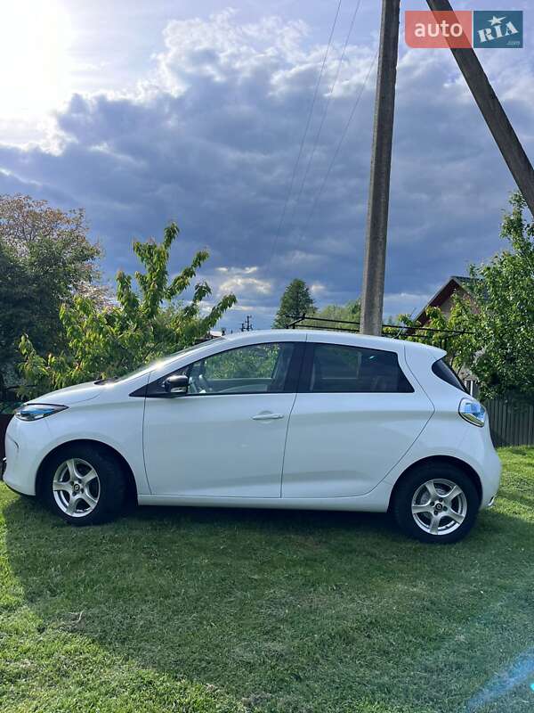 Хетчбек Renault Zoe 2016 в Самборі
