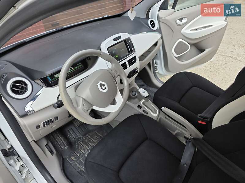 Хетчбек Renault Zoe 2014 в Івано-Франківську