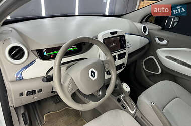 Хэтчбек Renault Zoe 2013 в 