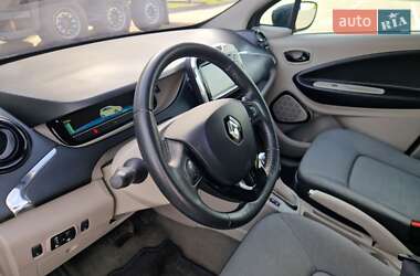 Хетчбек Renault Zoe 2015 в 