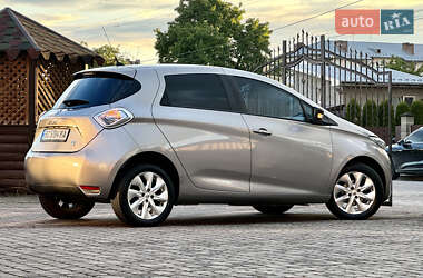 Хэтчбек Renault Zoe 2014 в 