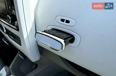 Хэтчбек Renault Zoe 2014 в 