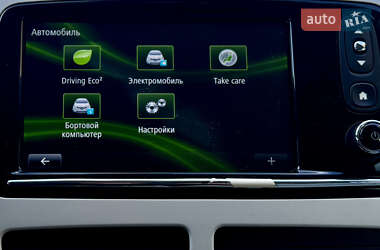 Хэтчбек Renault Zoe 2014 в 