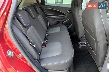 Хэтчбек Renault Zoe 2017 в 