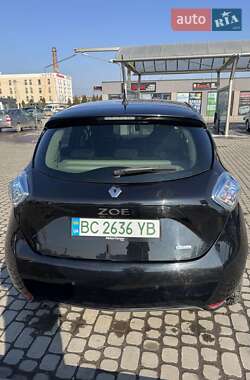 Хэтчбек Renault Zoe 2017 в 