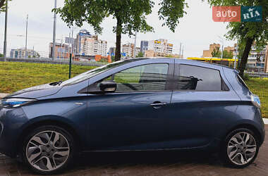 Хетчбек Renault Zoe 2019 в 