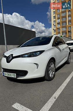 Хетчбек Renault Zoe 2017 в 