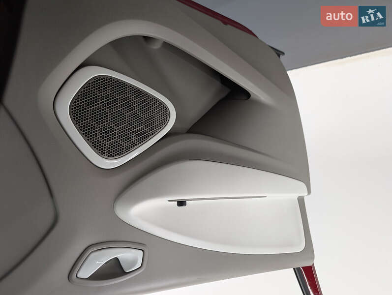 Хэтчбек Renault Zoe 2018 в Киеве