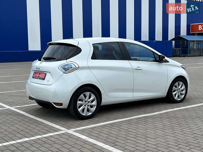 Хэтчбек Renault Zoe 2015 в Дубно фото 5 Хэтчбек Renault Zoe 2015 в Дубно